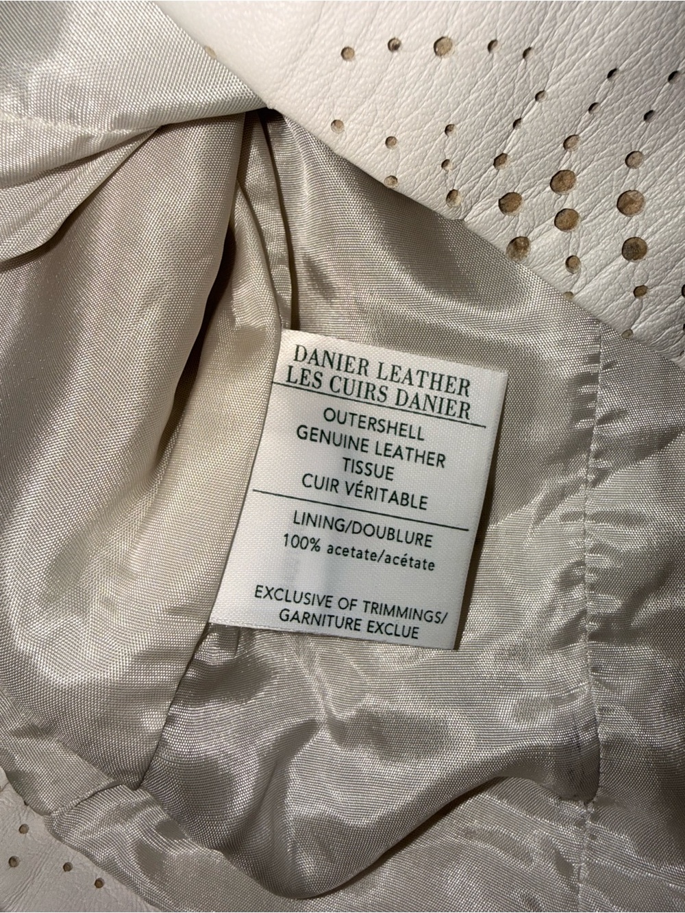 VTG Danier Genuine Leather Sleeveless Eyelet V-Neck Top white - Picture 6 of 8